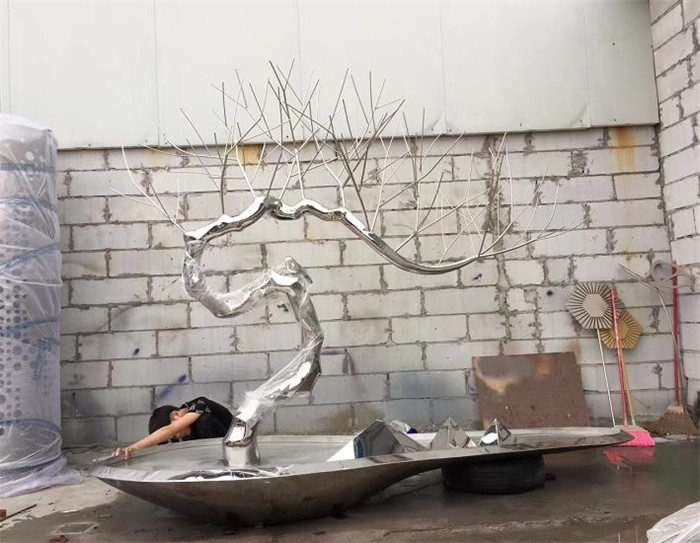 YY11-12不銹鋼景山樹(shù)形雕塑